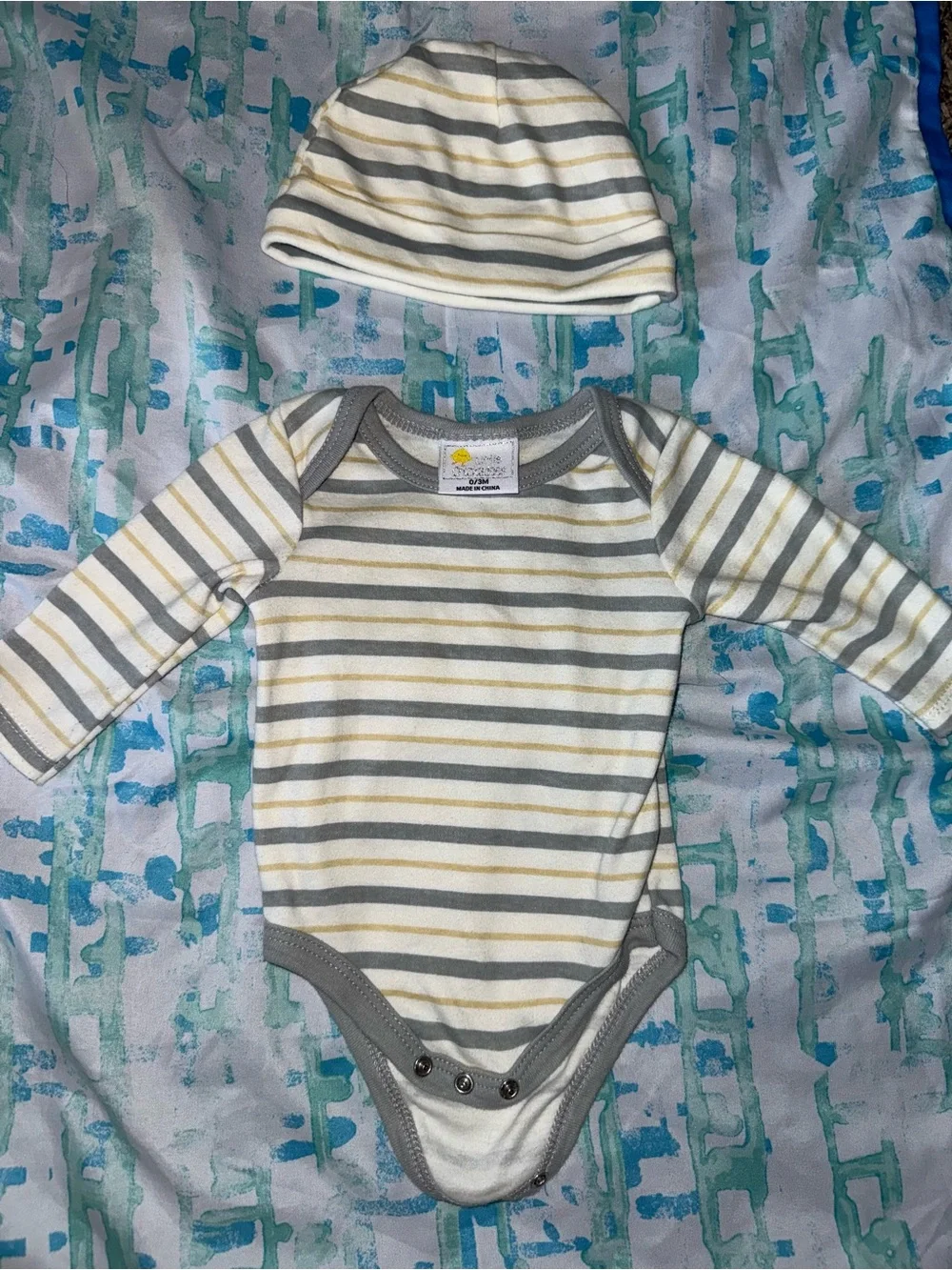 Little Chickadees’ Neutral Safari & Stripe Bodysuit Set - Beige/Gray/White